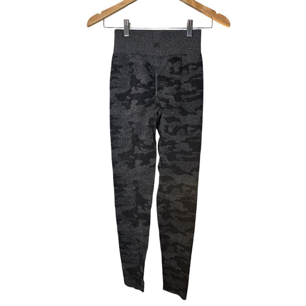 Rawgear Women's High Waisted Seamless Camo Leggings Pants Size XS Gray Black NWT - Picture 3 of 6